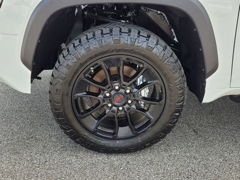 New 2025 Toyota Tundra SR5 image 9