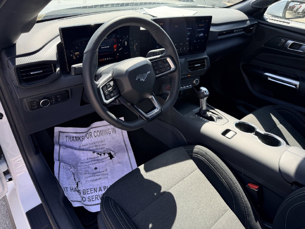 Used 2026 Ford Mustang Coupe RWD image 13