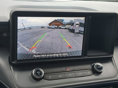 Certified 2024 Ford Maverick Lariat w/ Black Appearance Package image 18