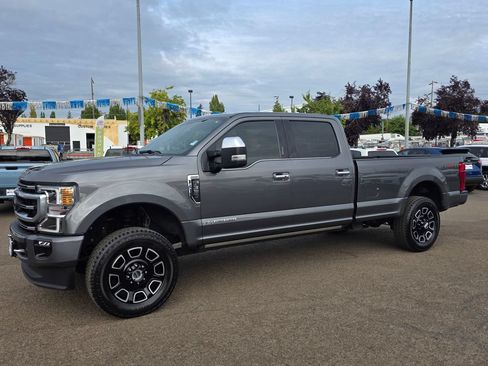 Used 2022 Ford F350 Platinum AWD/4WD image 36