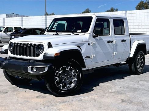 New 2026 Jeep Gladiator Sport image 2