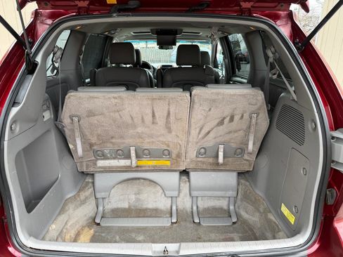 Used 2008 Toyota Sienna XLE Limited image 14