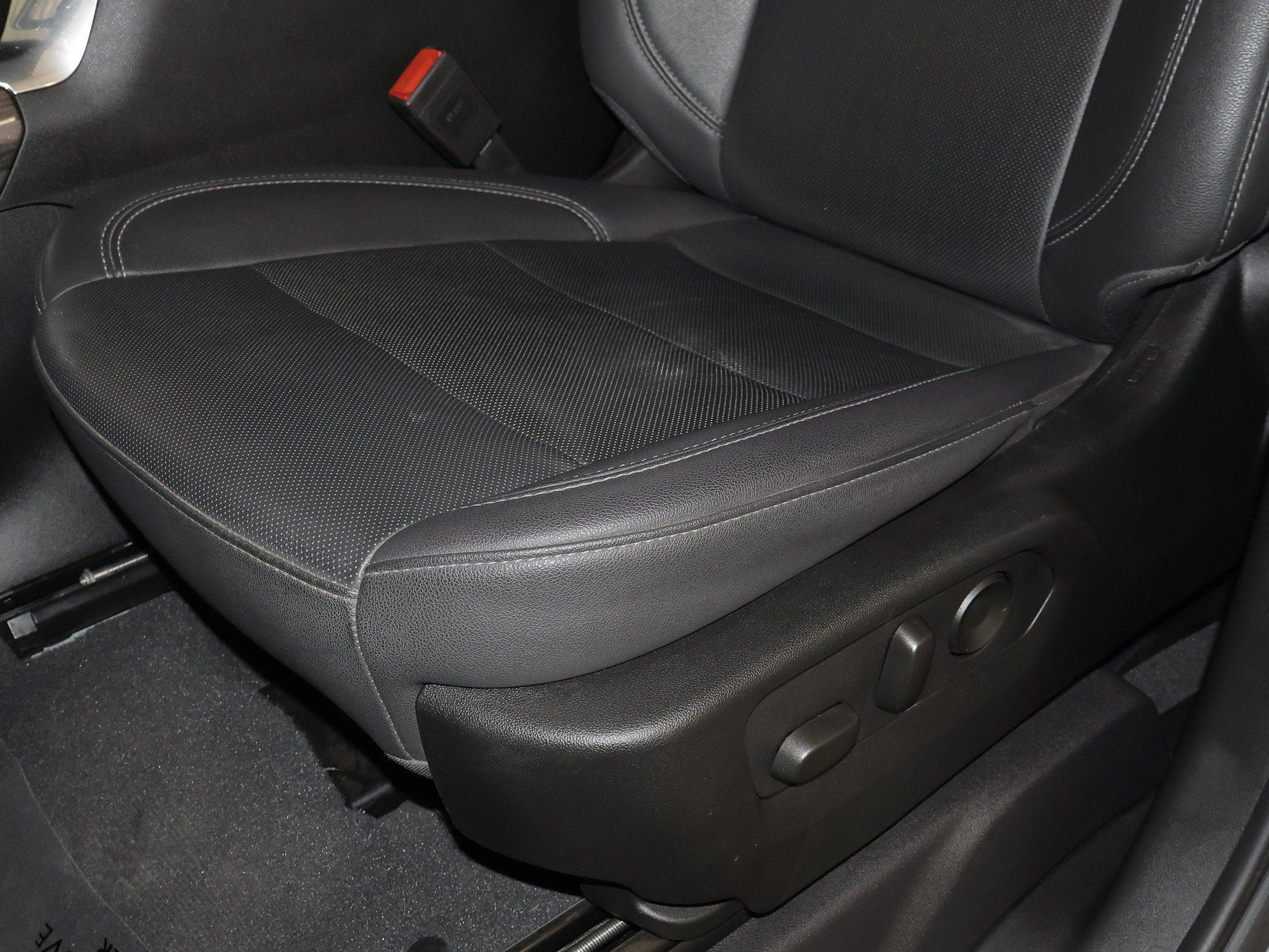 Used 2024 Chevrolet Silverado 2500 LTZ w/ LTZ Plus Package AWD/4WD image 25