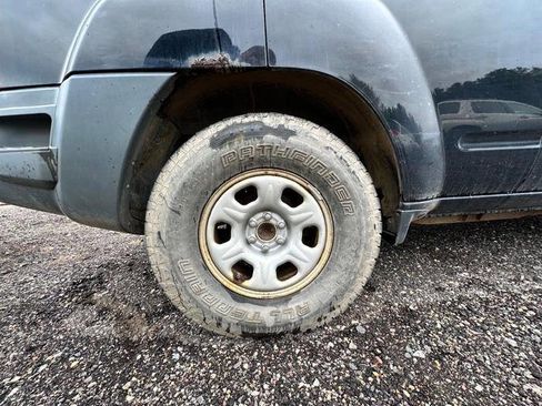 Used 2011 Nissan Xterra X RWD image 16