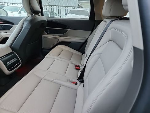 Used 2024 Lincoln Nautilus Premier w/ Equipment Group 102A image 6