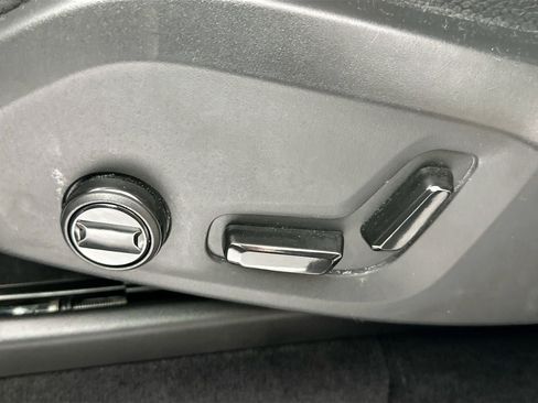 Certified 2023 Volvo XC90 B6 Plus w/ Protection Package Premier image 19