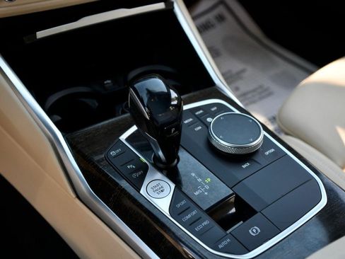 Used 2021 BMW 330i Sedan w/ Convenience Package image 27