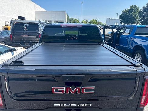 Certified 2023 GMC Sierra 1500 AT4 w/ AT4 Premium Package AWD/4WD image 12