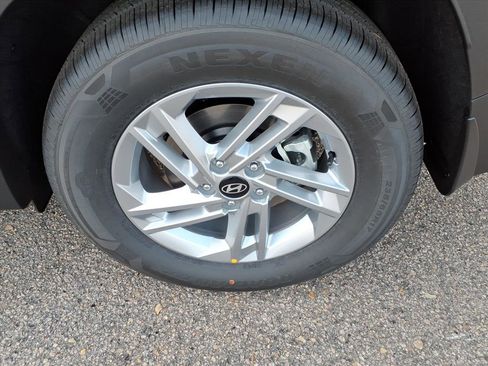 New 2026 Hyundai Tucson SE image 6