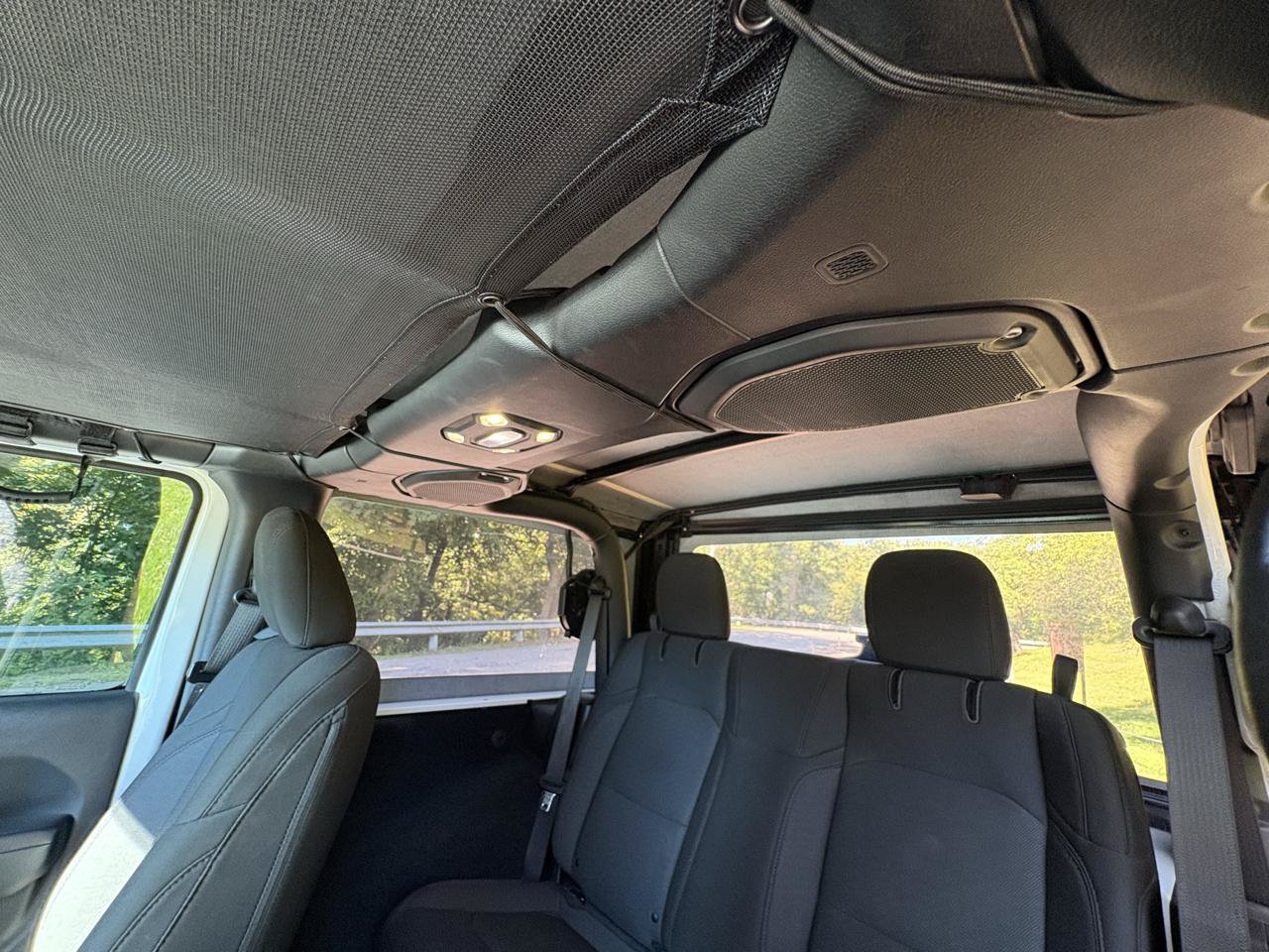 Used 2019 Jeep Wrangler Sport AWD/4WD image 17