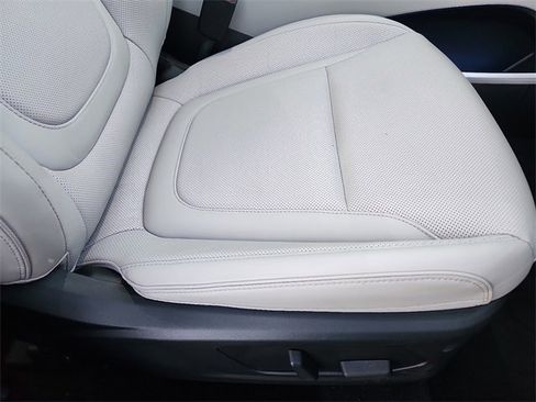 Certified 2022 Hyundai Tucson Limited image 31