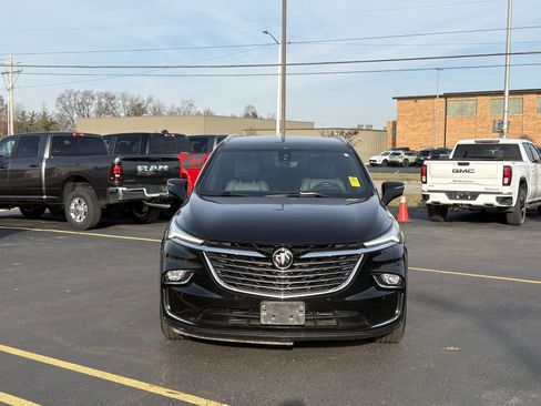 Used 2024 Buick Enclave Premium image 23