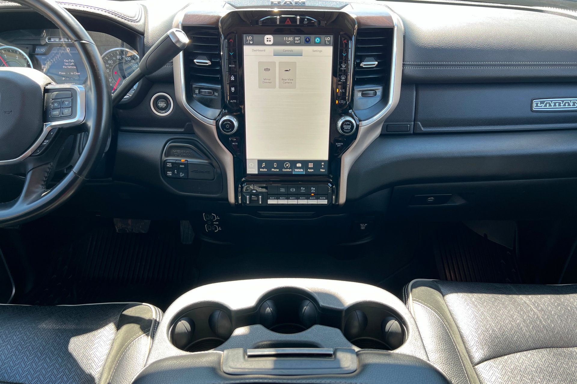 Used 2022 RAM 2500 Laramie w/ Snow Chief Group AWD/4WD image 13