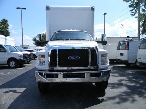 Used 2023 Ford F650 2WD Regular Cab Super Duty image 4