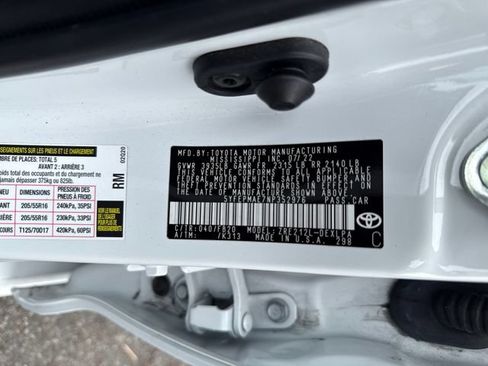 Used 2022 Toyota Corolla LE FWD image 27