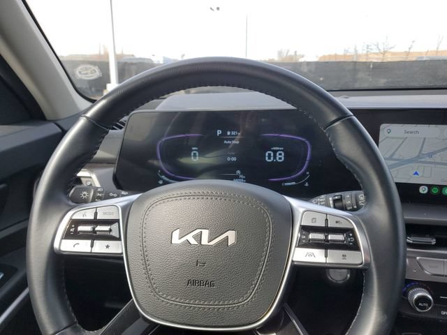 Used 2025 Kia Telluride S FWD image 11