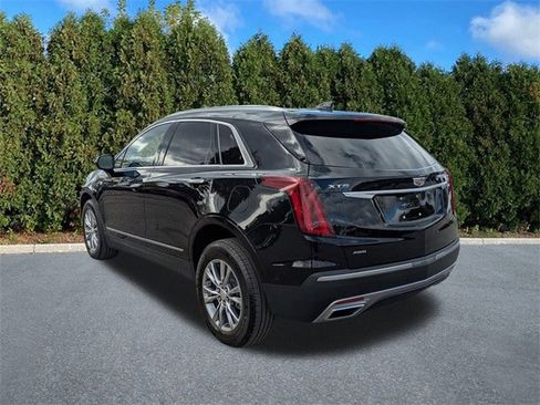 Used 2022 Cadillac XT5 Premium Luxury w/ Technology Package image 6