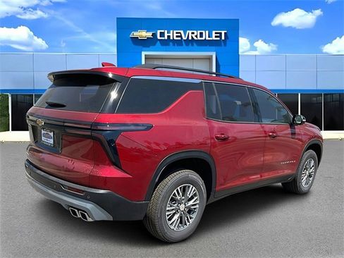 New 2026 Chevrolet Traverse LT w/ LPO, Floor Liner Package image 3