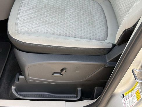 Used 2022 Ford Transit Connect XLT FWD image 19