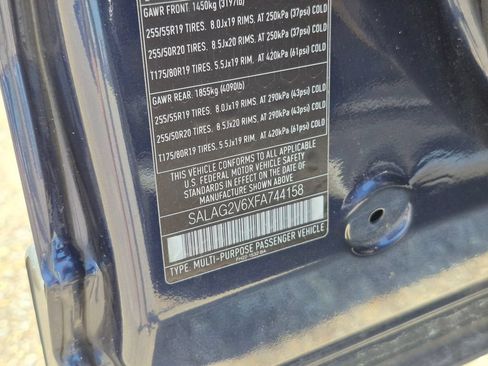 Used 2015 Land Rover LR4 HSE AWD/4WD image 33