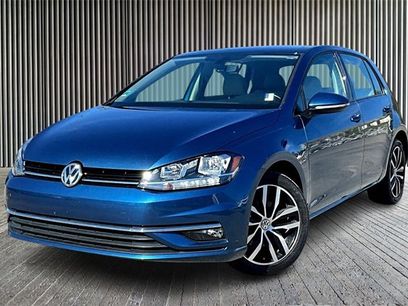 Used 2018 Volkswagen Golf SE
