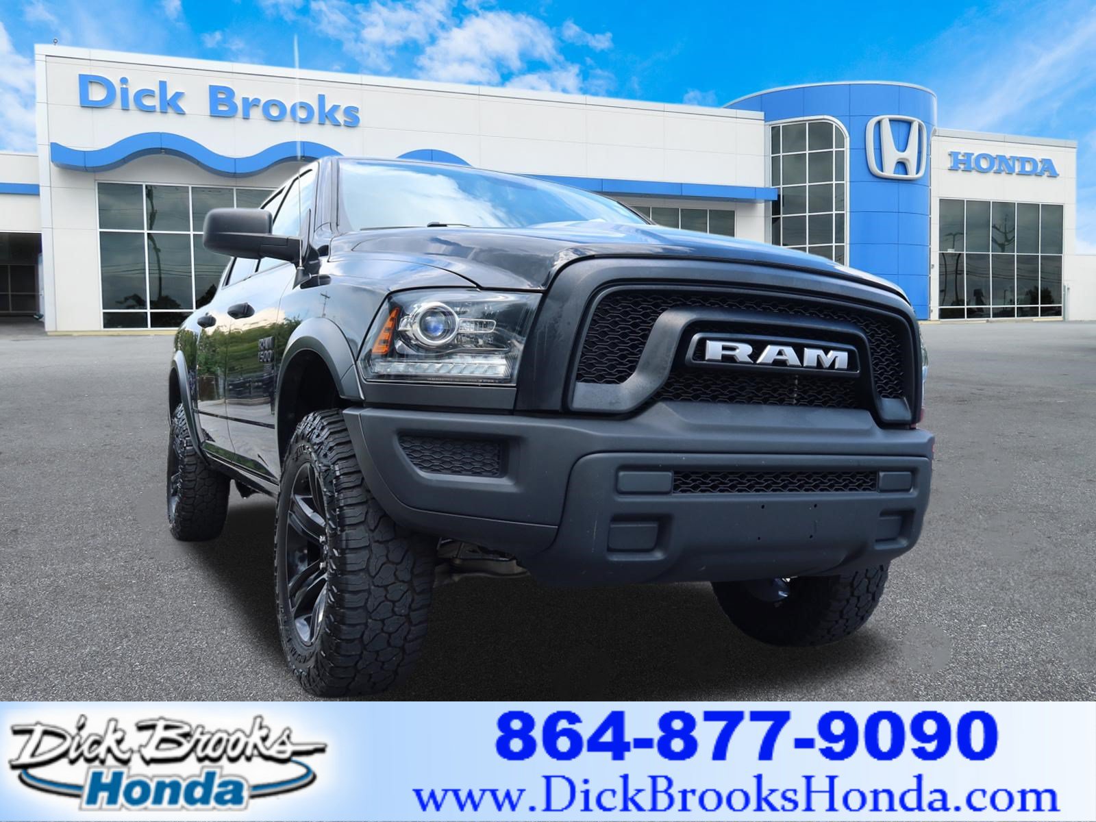 Used 2024 RAM 1500 Warlock AWD/4WD image 1