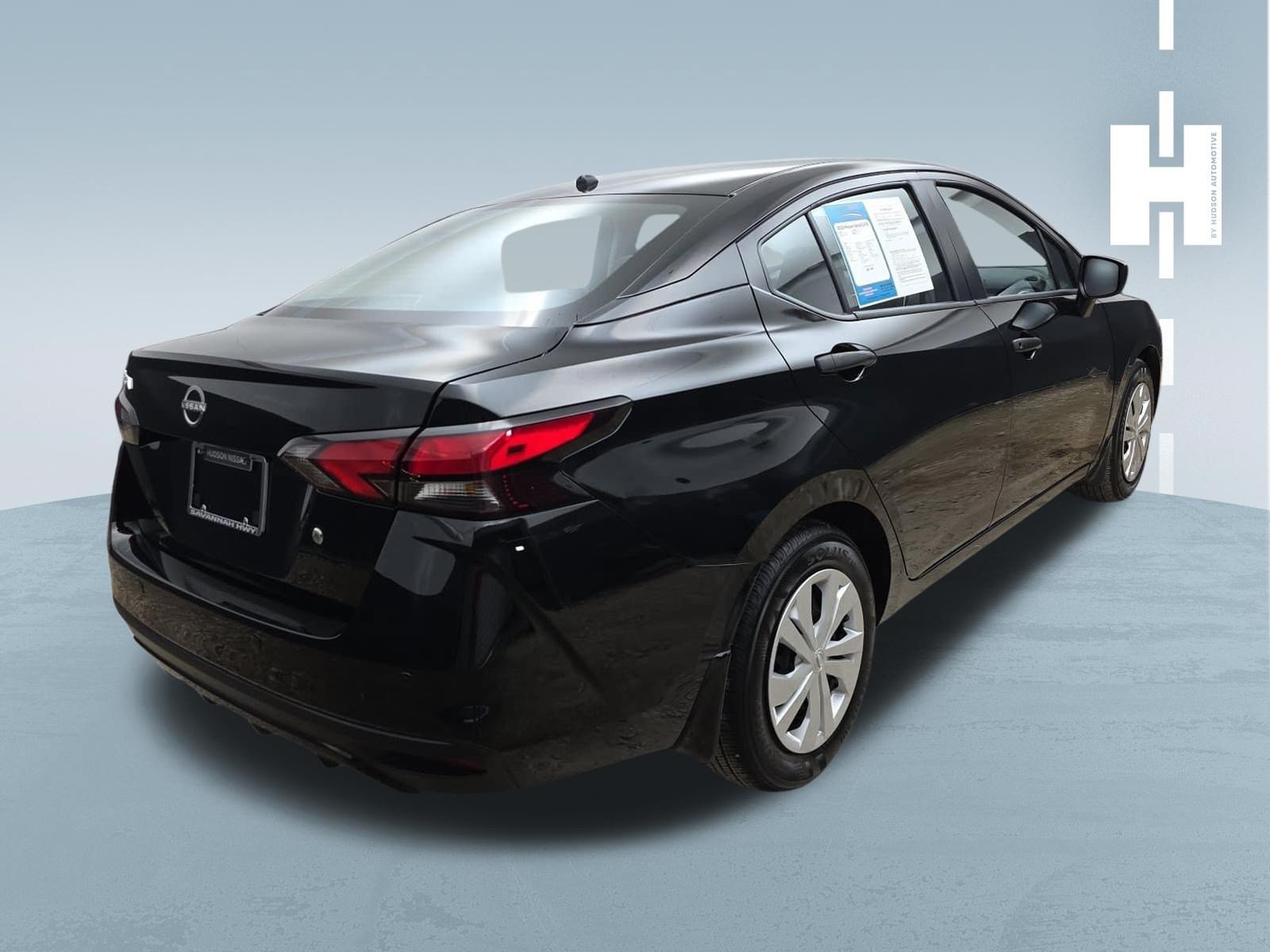 Used 2025 Nissan Versa S w/ Trunk Package FWD image 4
