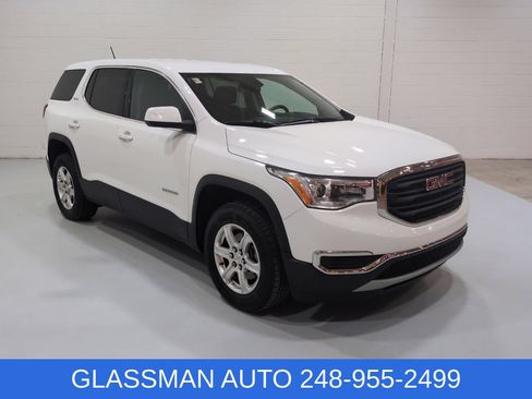 Used 2018 GMC Acadia SLE FWD image 1
