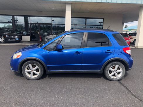Used 2007 Suzuki SX4 AWD Hatchback image 3