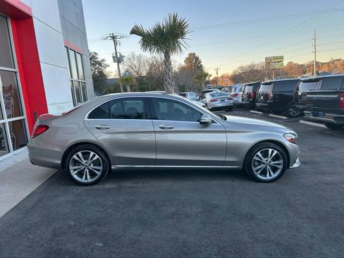 Used 2019 Mercedes-Benz C 300 4MATIC Sedan image 7
