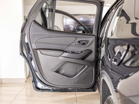 Used 2019 Chevrolet Traverse LT w/ LPO, Floor Liner Package AWD/4WD image 34