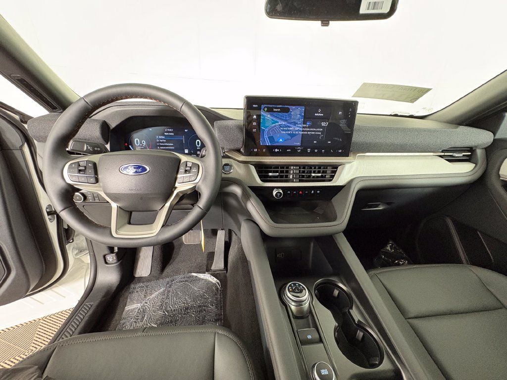 New 2027 Ford Explorer Active w/ Active Comfort Package RWD image 8