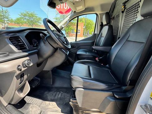 Used 2022 Ford Transit 250 Low Roof RWD image 14