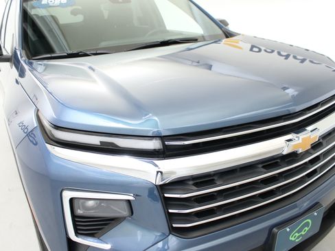Certified 2026 Chevrolet Traverse LT FWD image 12