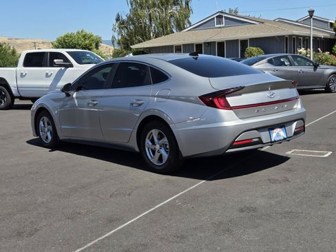 Used 2022 Hyundai Sonata SE FWD image 7