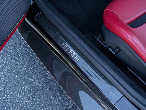 Certified 2024 Ferrari Roma Spider image 30