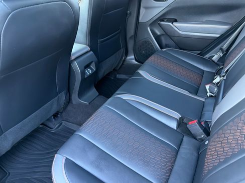 Used 2025 Subaru Crosstrek 2.5i Limited w/ Crosstrek Mirror Package image 12