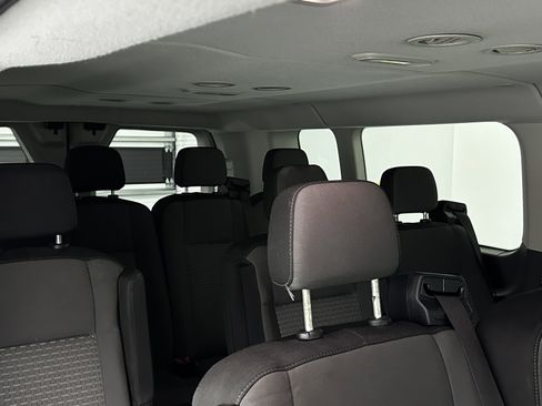 Used 2023 Ford Transit 350 XLT image 28