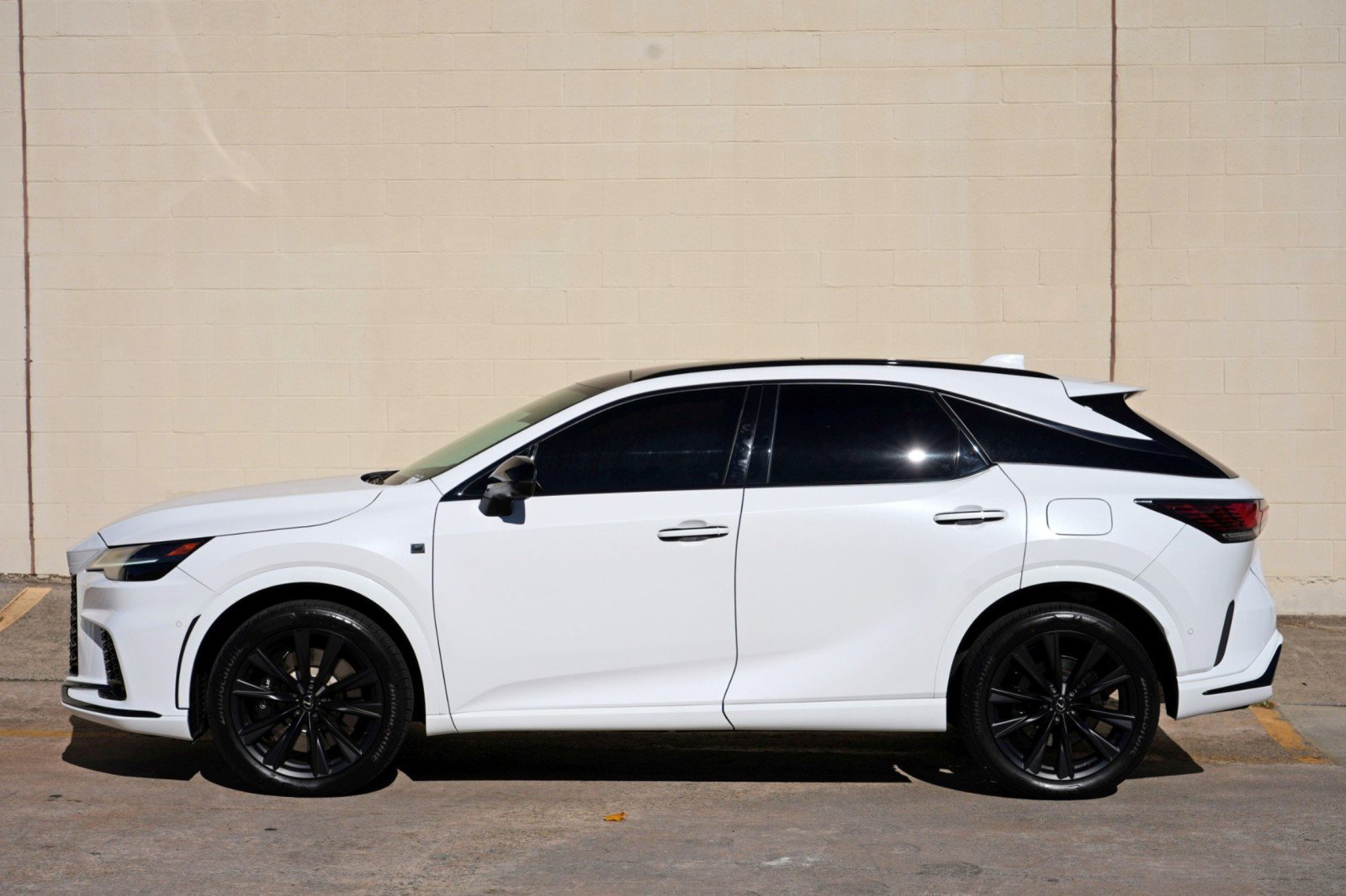 Used 2023 Lexus RX 500h F Sport w/ Cold Area Package AWD/4WD image 50
