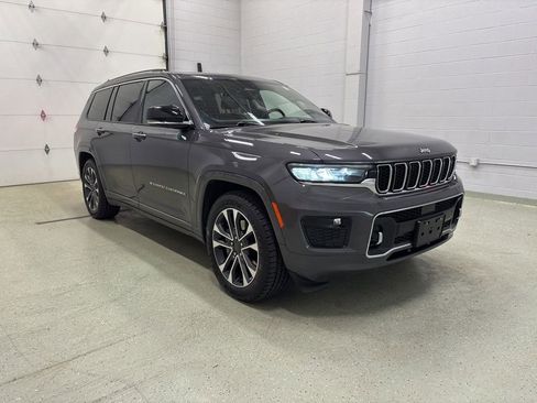 Used 2023 Jeep Grand Cherokee L Overland AWD/4WD image 2