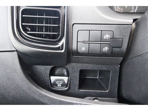Used 2025 RAM ProMaster 2500 w/ Convenience Group FWD image 18