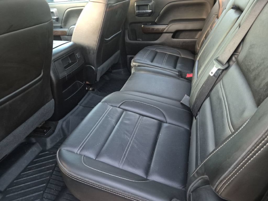 Used 2018 GMC Sierra 3500 Denali AWD/4WD image 7