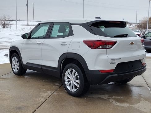 Used 2023 Chevrolet TrailBlazer LS image 7