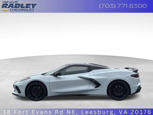Used 2023 Chevrolet Corvette Stingray Premium Conv w/ Z51 Performance Package image 2