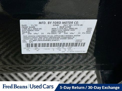 Certified 2022 Lincoln Nautilus Reserve w/ Equipment Group 201A image 35