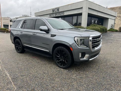 Used 2022 GMC Yukon SLT w/ SLT Premium Package image 30