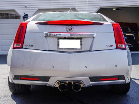 Used 2011 Cadillac CTS V w/ Wood Trim Package image 7