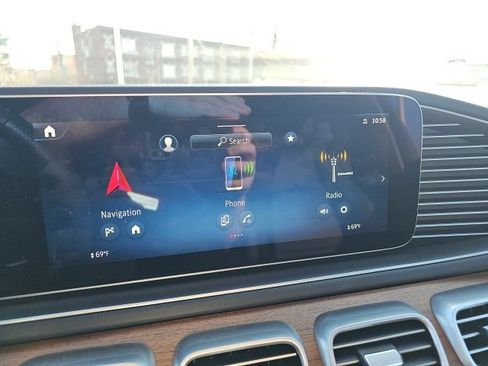 Used 2025 Mercedes-Benz GLS 450 GLS 450 image 17