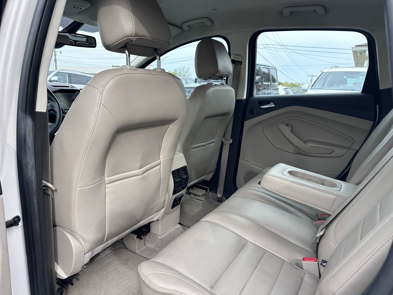 Used 2013 Ford C-MAX SEL FWD image 24