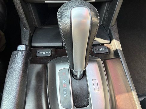 Used 2014 Honda Crosstour EX-L image 18